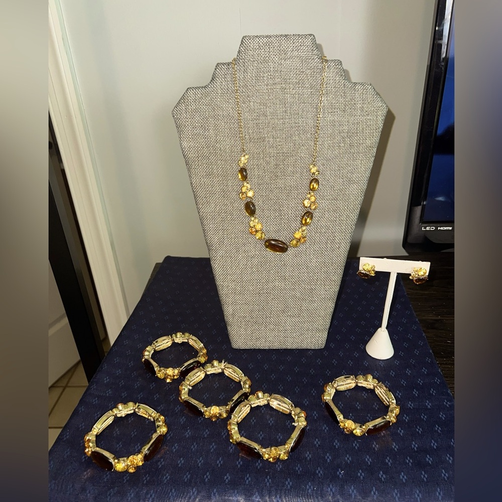 Beautiful Stunning Napier Necklace , 5 Bracelets And Matching Earrings Glamorous